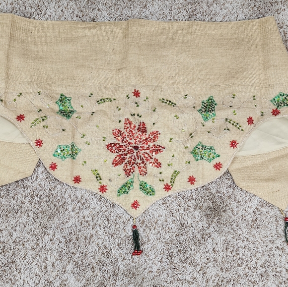 Pier 1 2pc Beaded Christmas Tree Skirt and Fireplace Mantel Set - Picture 2 of 12